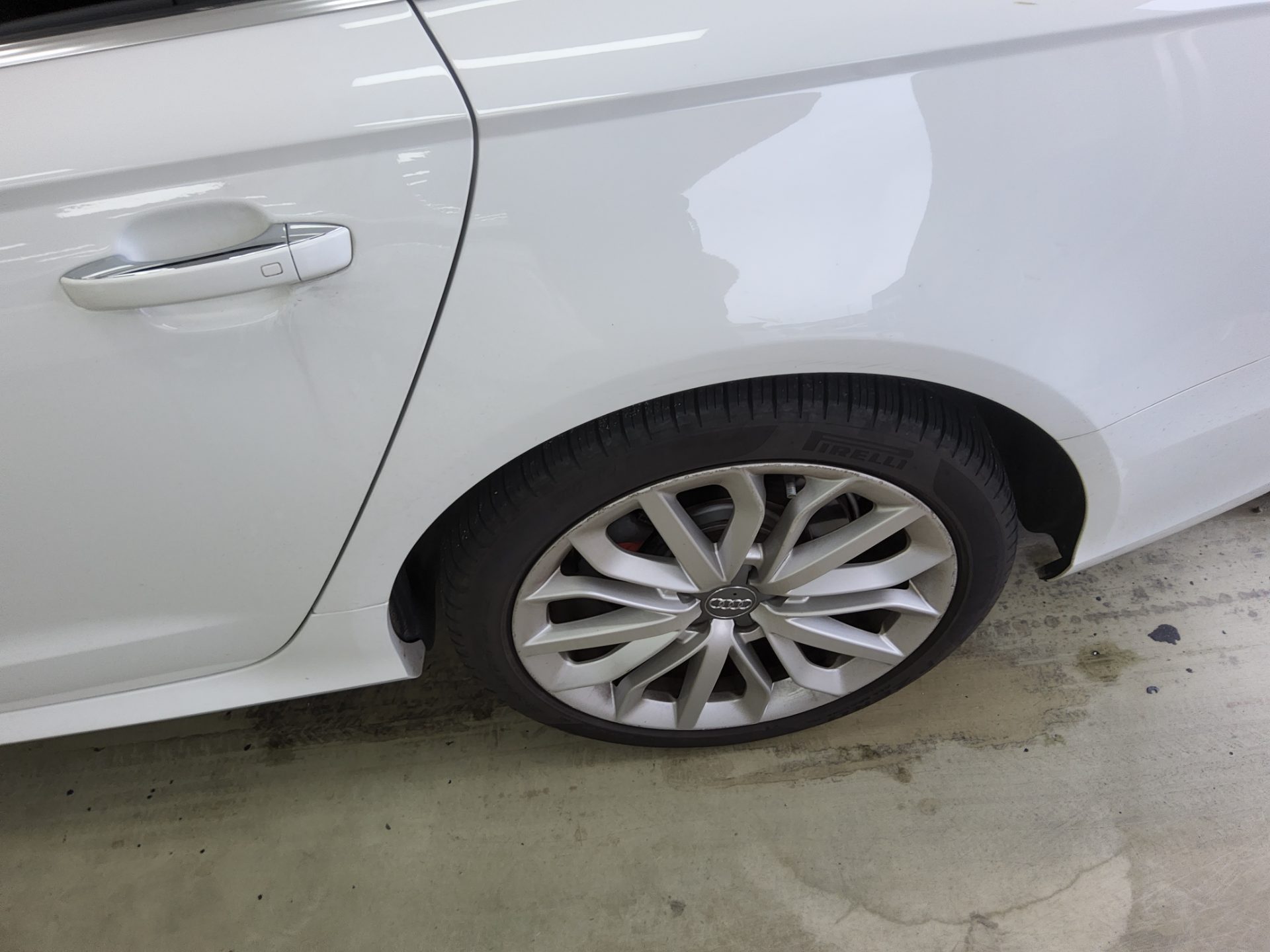أودي إيه 6 (4Th Gen) 3.0 TDI كواترو Dynamic 2014