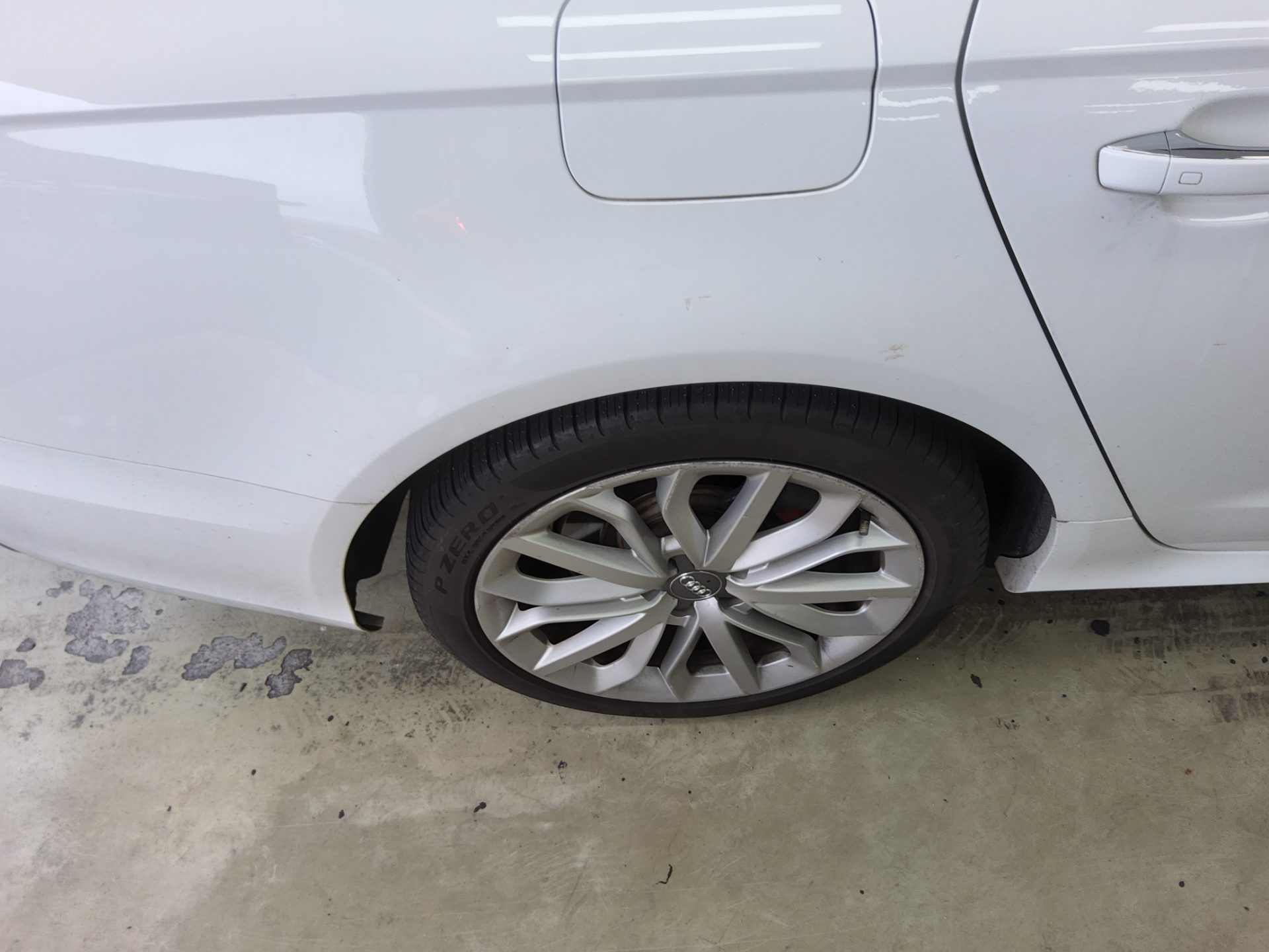 أودي إيه 6 (4Th Gen) 3.0 TDI كواترو Dynamic 2014