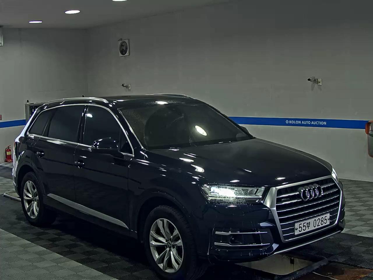 أودي كيو 7 (2Nd Gen) 35 TDI كواترو بريميوم Tech 2016 بريميوم