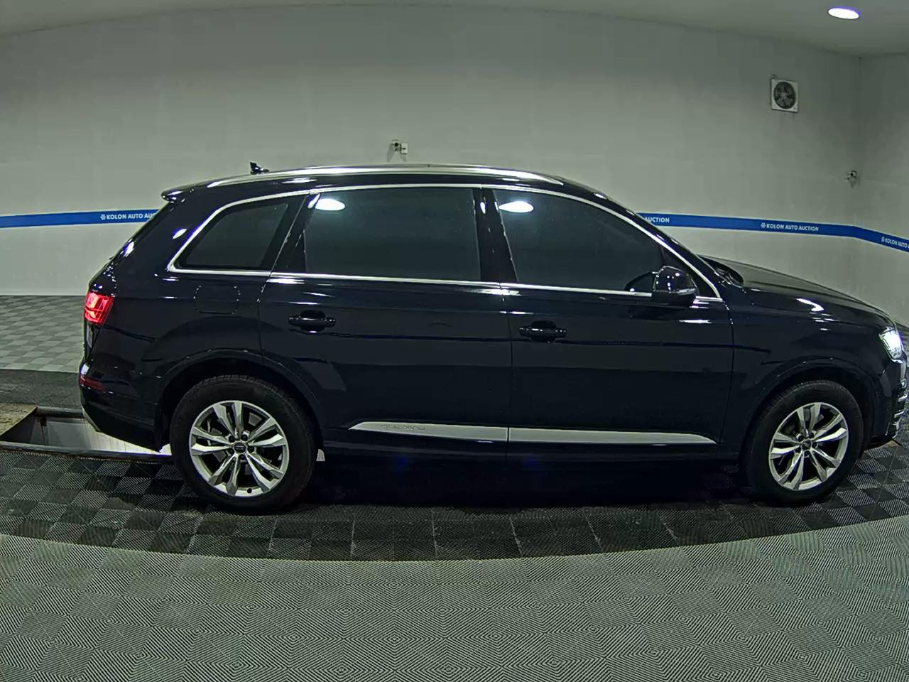 أودي كيو 7 (2Nd Gen) 35 TDI كواترو بريميوم Tech 2016 بريميوم