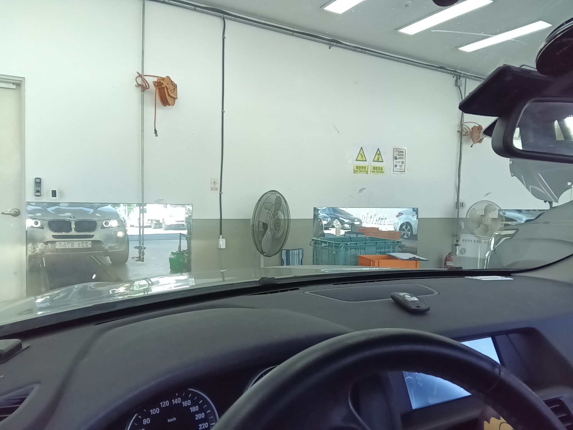 بي إم دبليو X3 (2Nd Gen) 20D إكس درايف مرتفع 2012