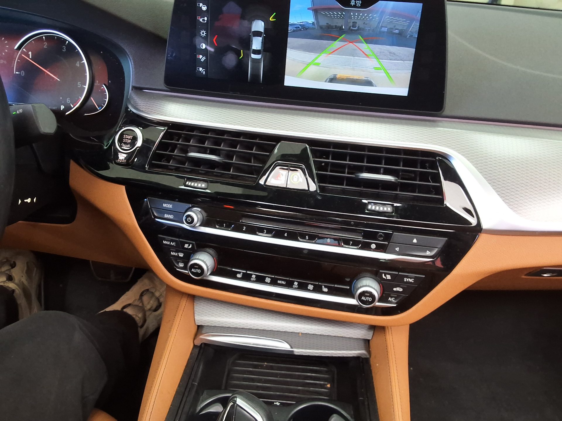 بي إم دبليو 5 Series (7Th Gen) 520D M Sport Pack 2017 SPORT