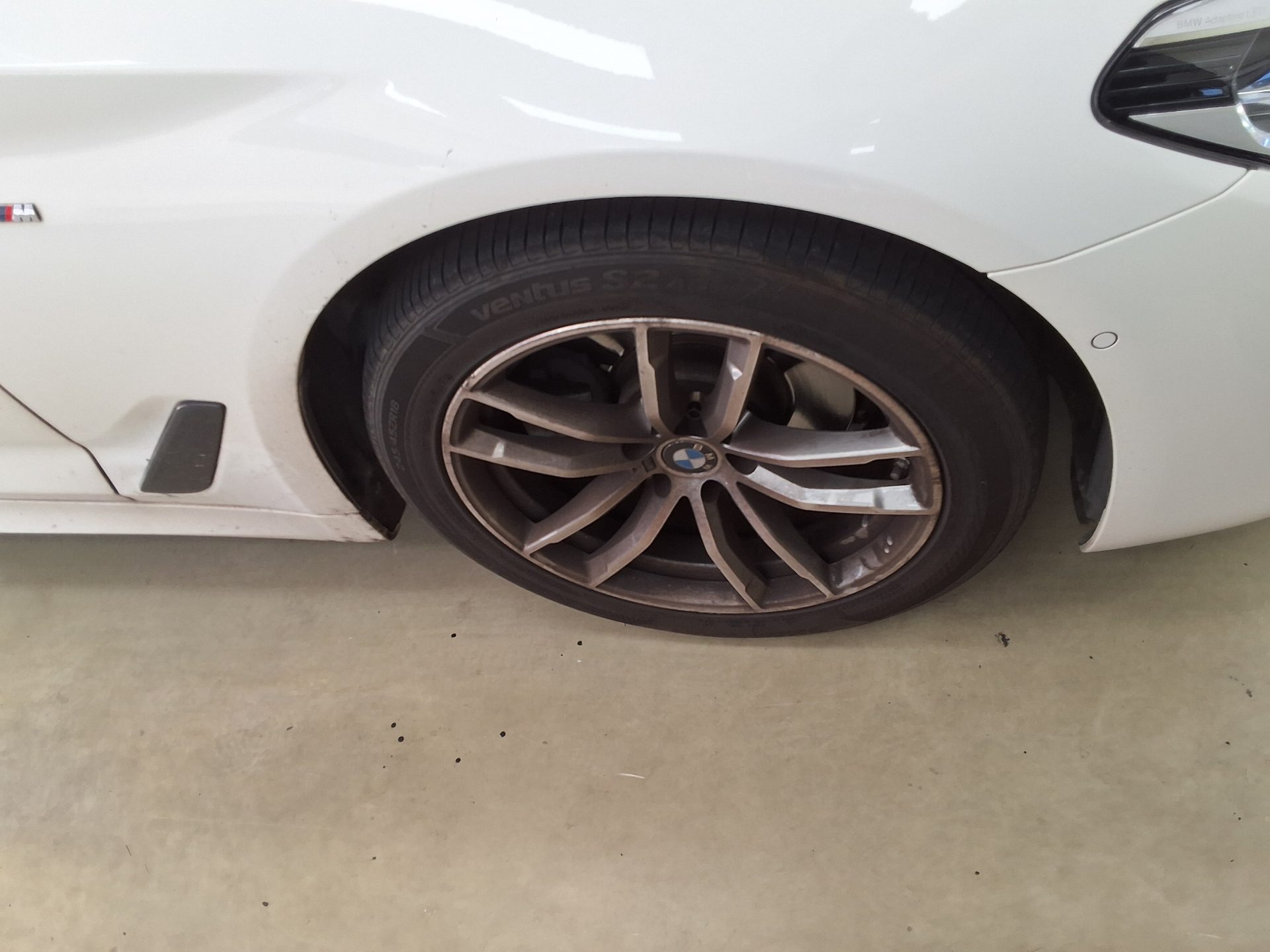 بي إم دبليو 5 Series (7Th Gen) 520D M Sport Pack 2017 SPORT