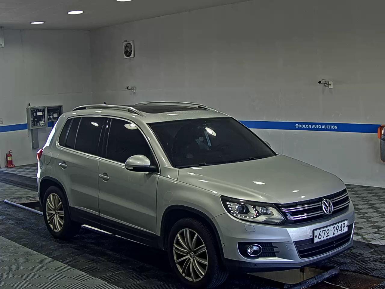 فولكس فاجن تيجوان 2.0 TDI Bluemotion بريميوم 2013 بريميوم