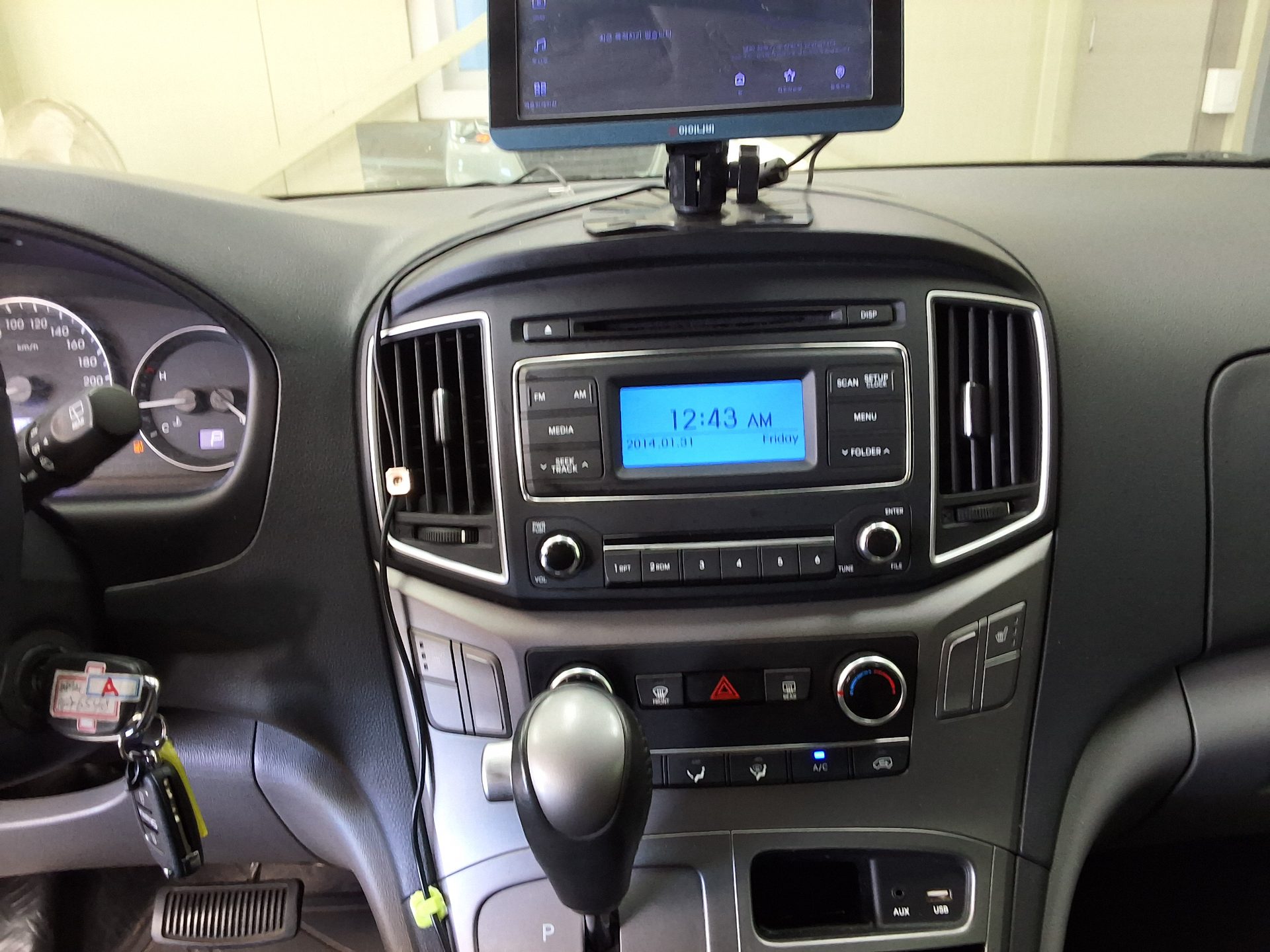 هيونداي الجديد جراند ستاركس 3 Seater ديزل فان سمارت 2021 VAN SMART