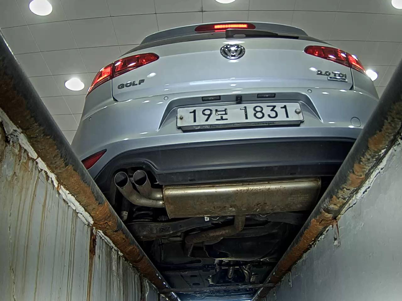 فولكس فاجن جولف (7Th Gen) 2.0 TDI 2015