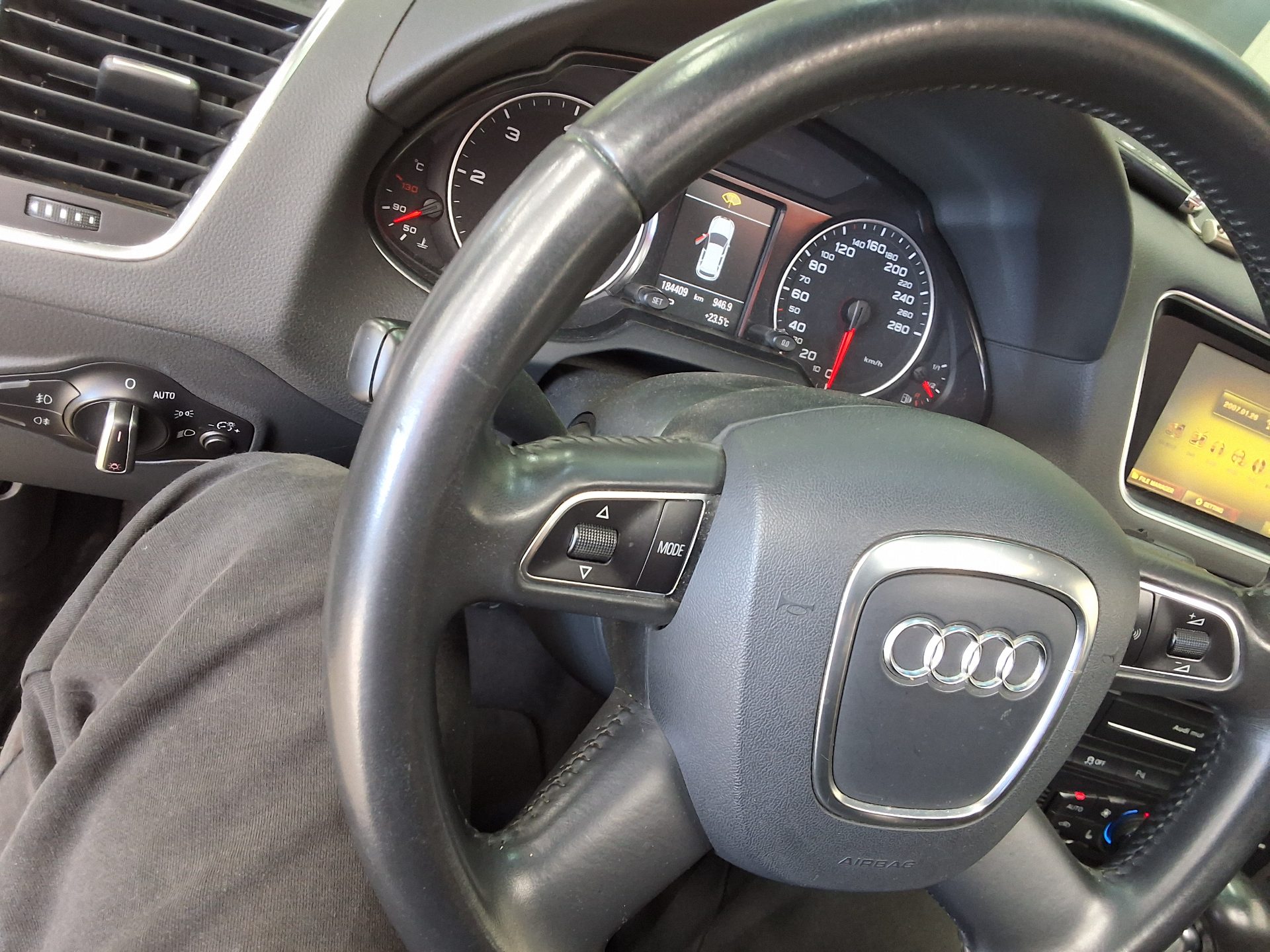 أودي كيو 5 2.0 TDI كواترو 2012