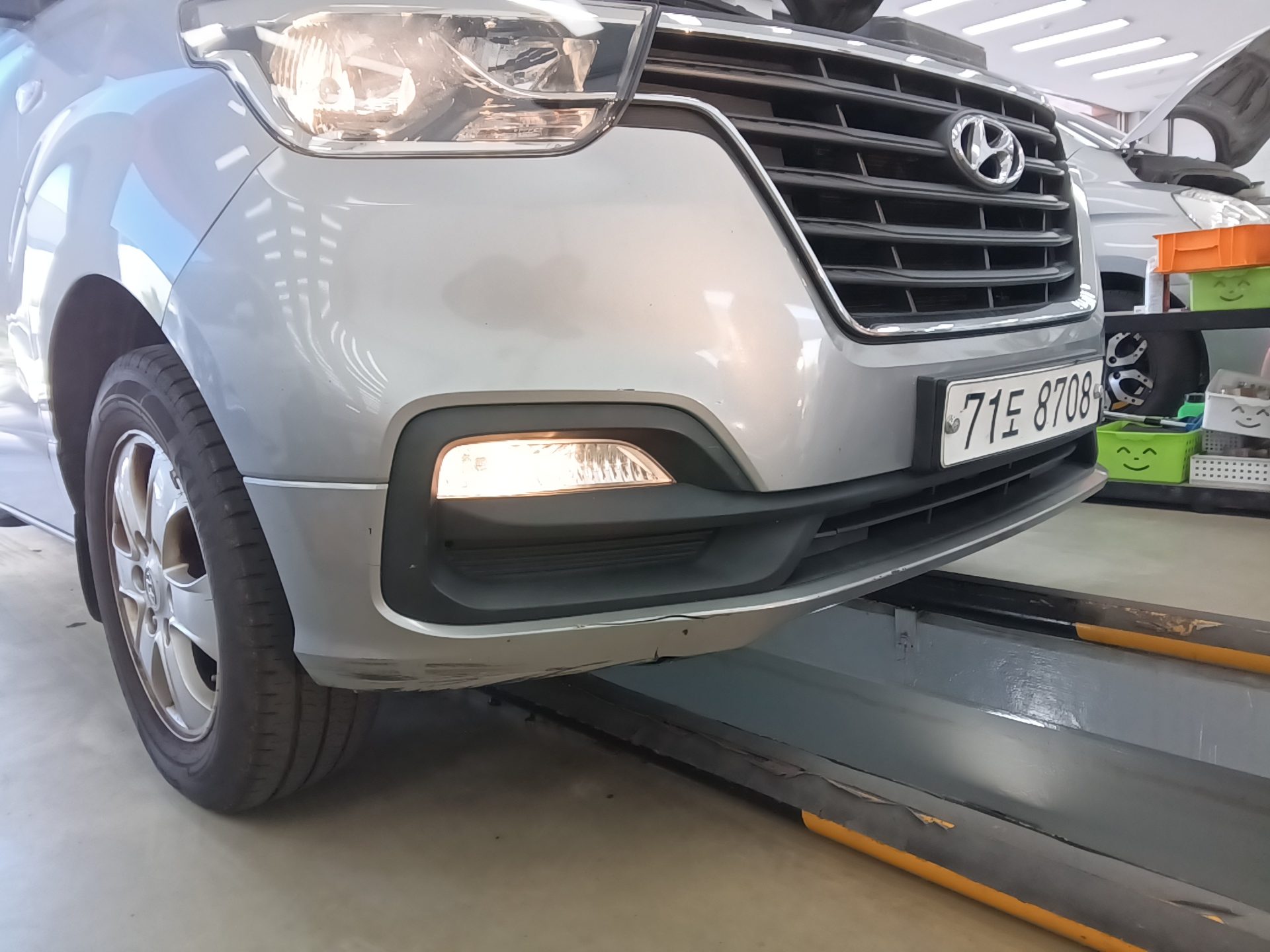 هيونداي الجديد جراند ستاركس 12 Seater ديزل دفع رباعي سمارت 2019 SMART