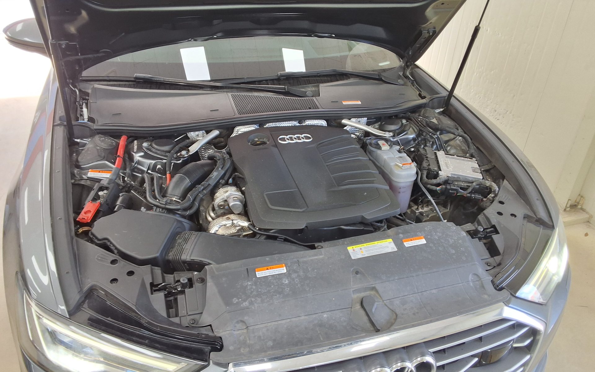 أودي إيه 6 (5Th Gen) 40 TDI كواترو بريميوم 2021 40 بريميوم