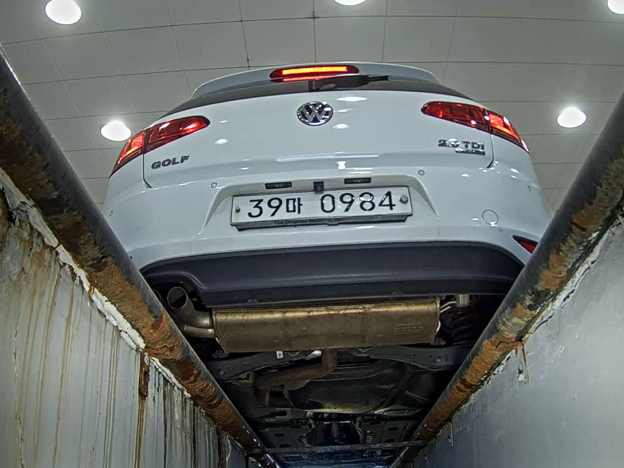 فولكس فاجن جولف (7Th Gen) 2.0 TDI 2014
