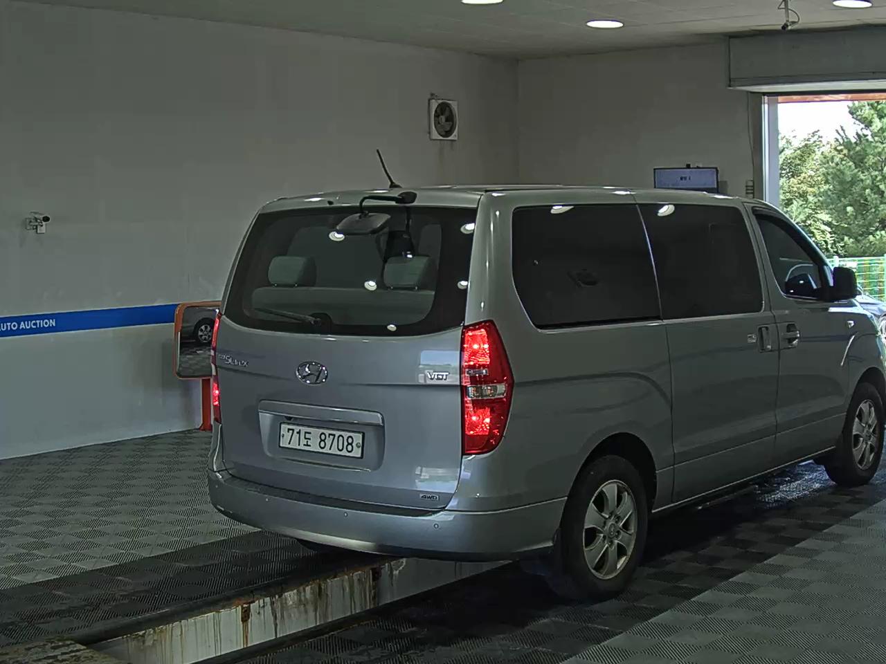 هيونداي الجديد جراند ستاركس 12 Seater ديزل دفع رباعي سمارت 2019 SMART