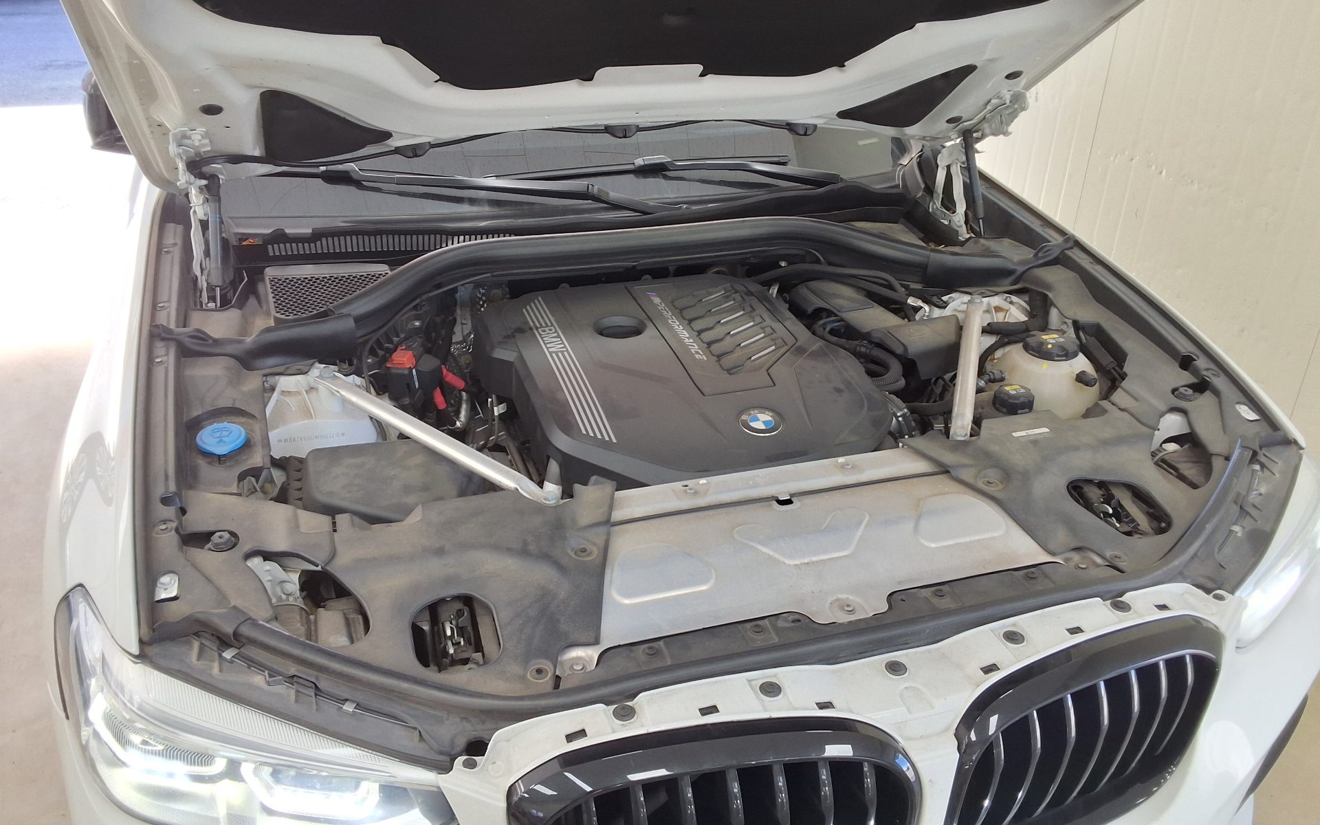 بي إم دبليو X4 (2Nd Gen) M40I إكس درايف Online إكسكلوسيف 2021 إكسكلوسيف