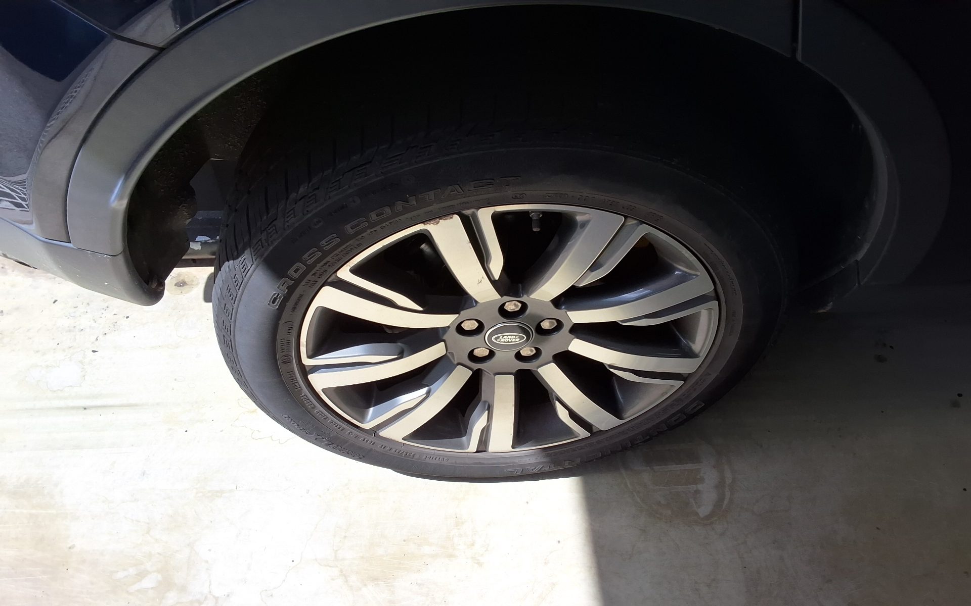 لاند روفر Rover Discovery Sport 2.0 Td4 Hse لكجري 2017 SPORT فاخر