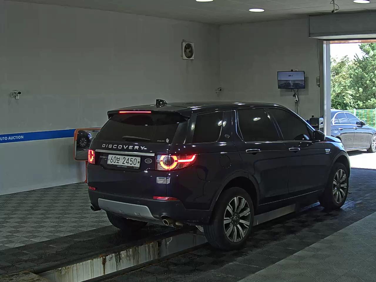 لاند روفر Rover Discovery Sport 2.0 Td4 Hse لكجري 2017 SPORT فاخر