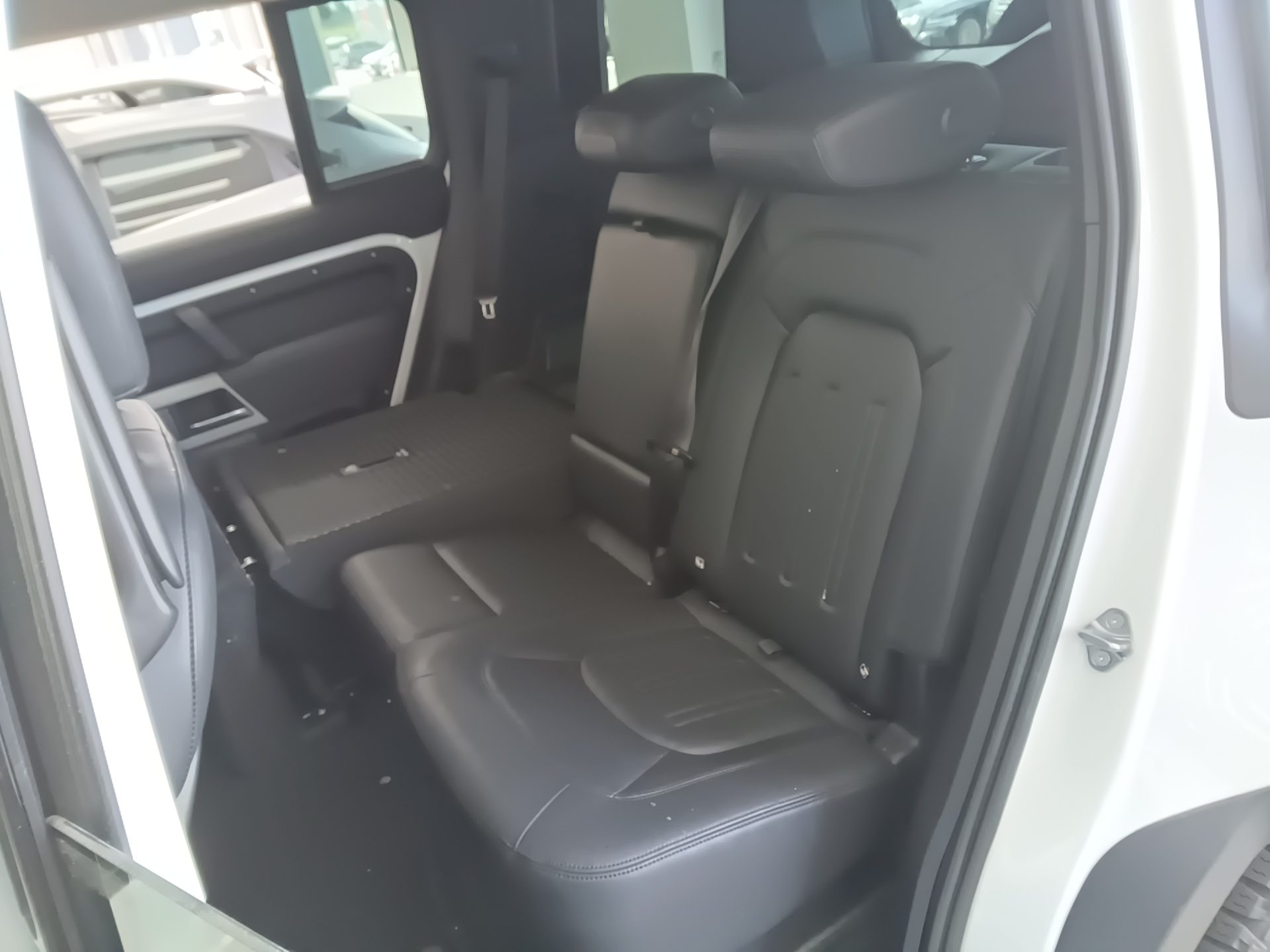 لاند روفر Rover الجديد كليا Defender 110 D250 S 2022 D250