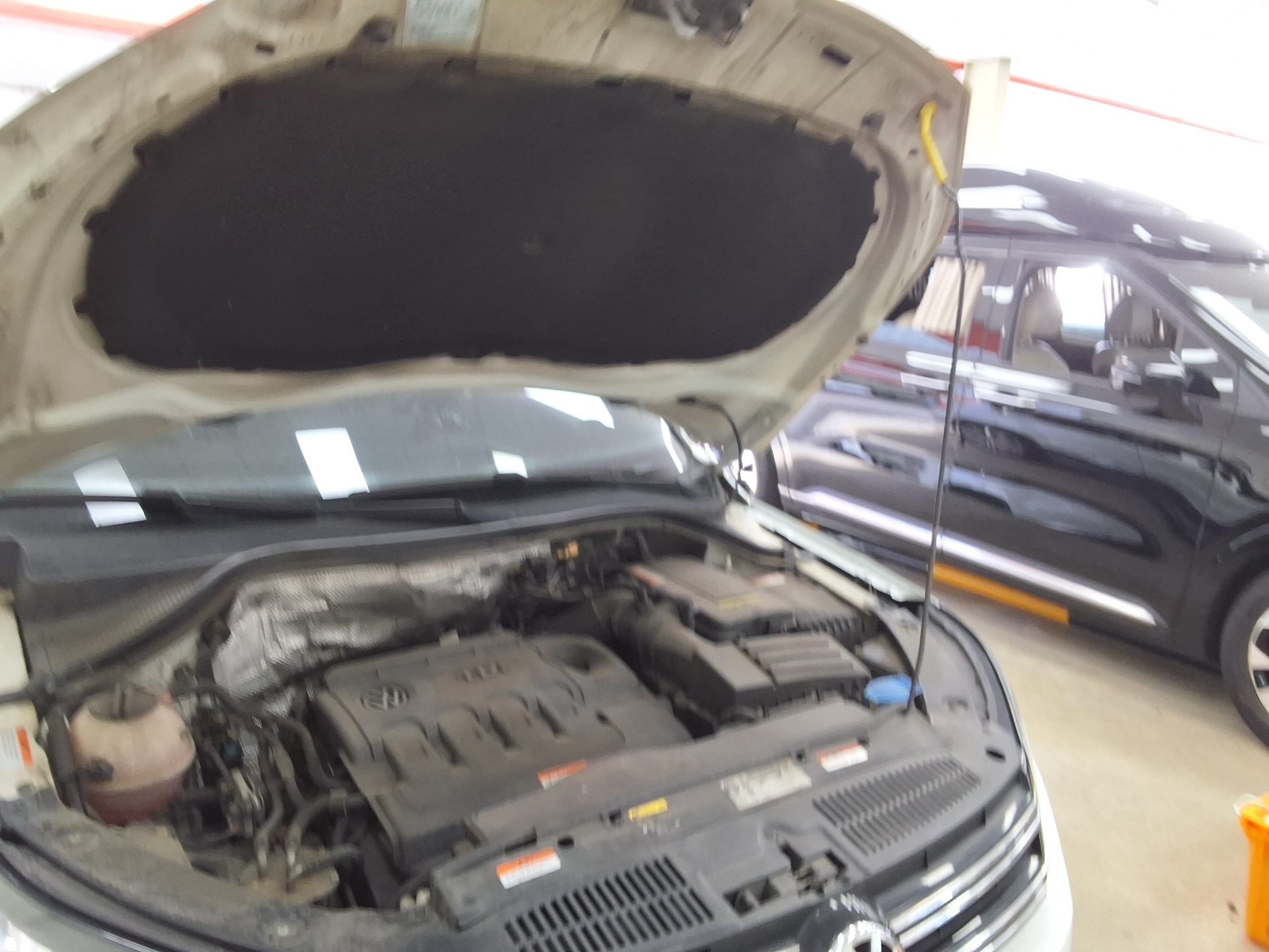 فولكس فاجن تيجوان 2.0 TDI Bluemotion بريميوم 2016 بريميوم