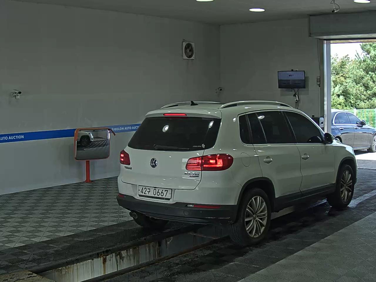 فولكس فاجن تيجوان 2.0 TDI Bluemotion بريميوم 2016 بريميوم