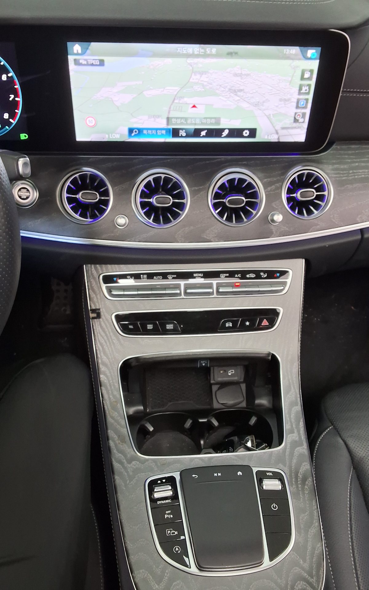 مرسيدس بنز E Class (5Th Gen) E350 فورماتيك AMG Line 2022 4MATIC LINE