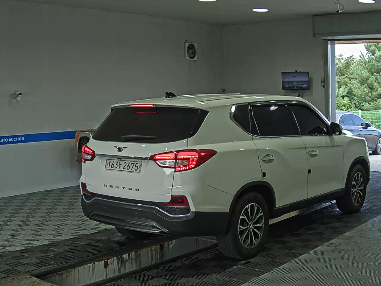 كي جي موبيليتي Mobility (سانج يونج) G4 ريكستون 2.2 دفع رباعي لكجري 2020 فاخر