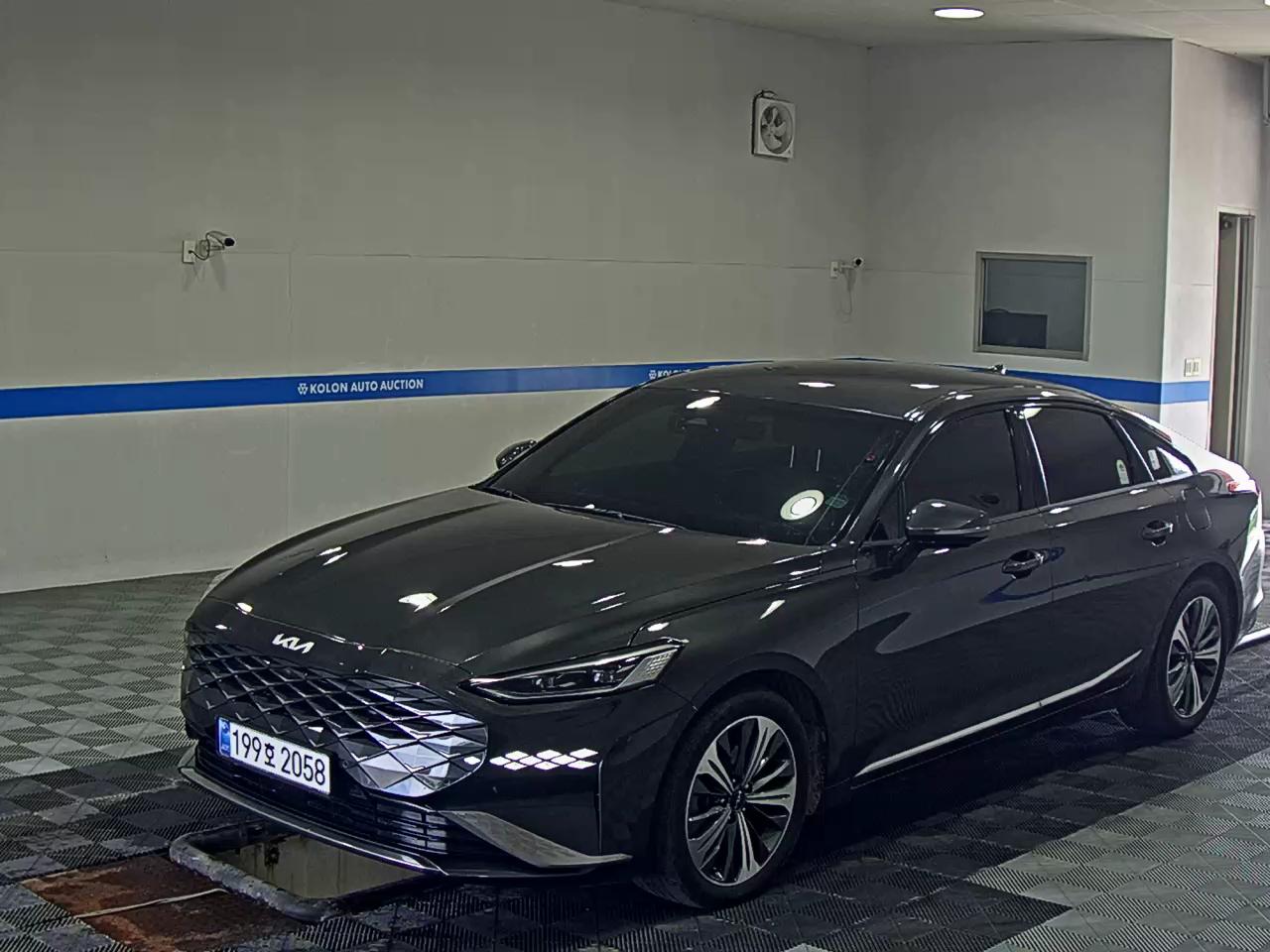 Kia K8