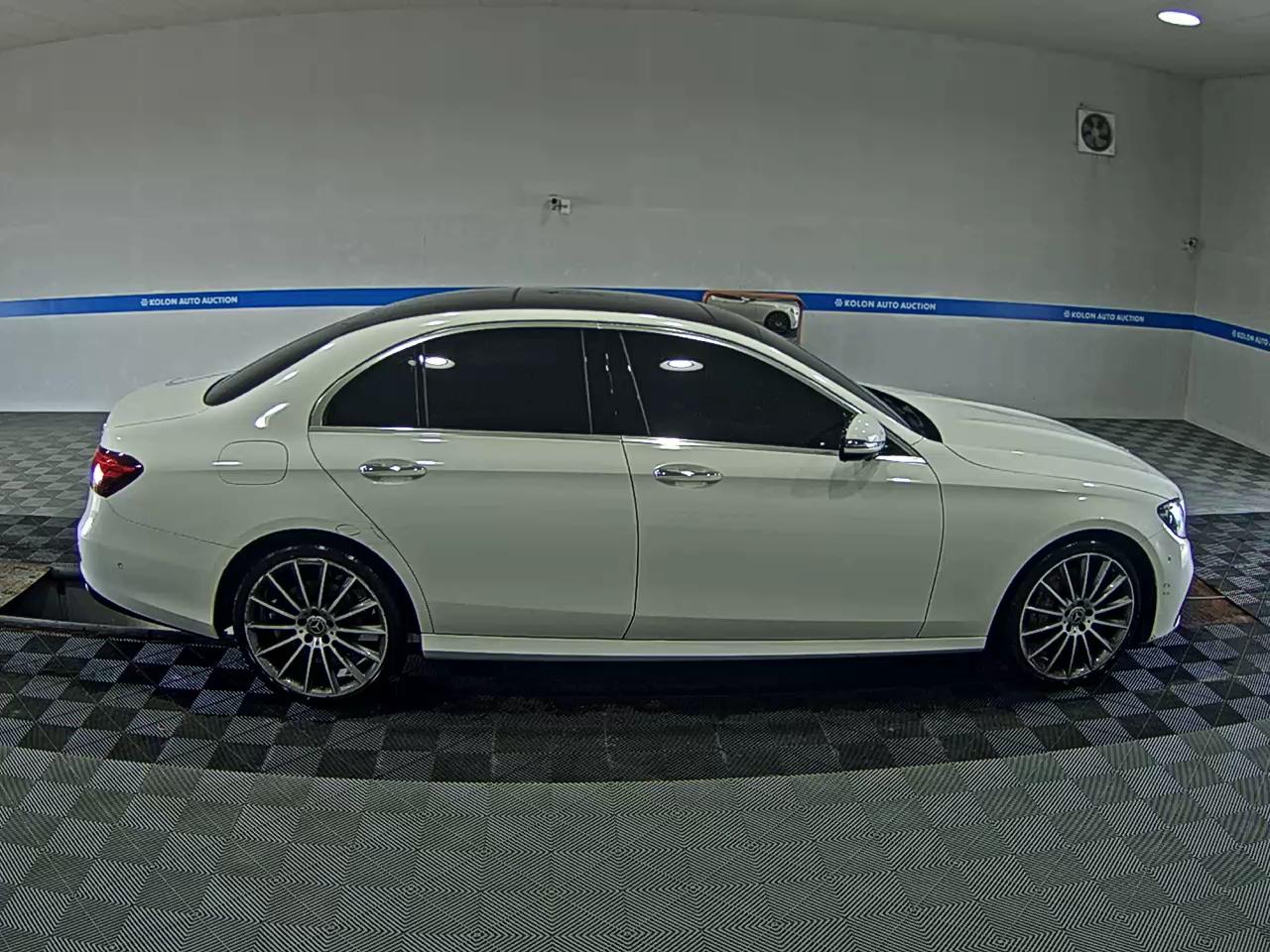 مرسيدس بنز E Class (5Th Gen) E350 فورماتيك AMG Line 2022 4MATIC LINE
