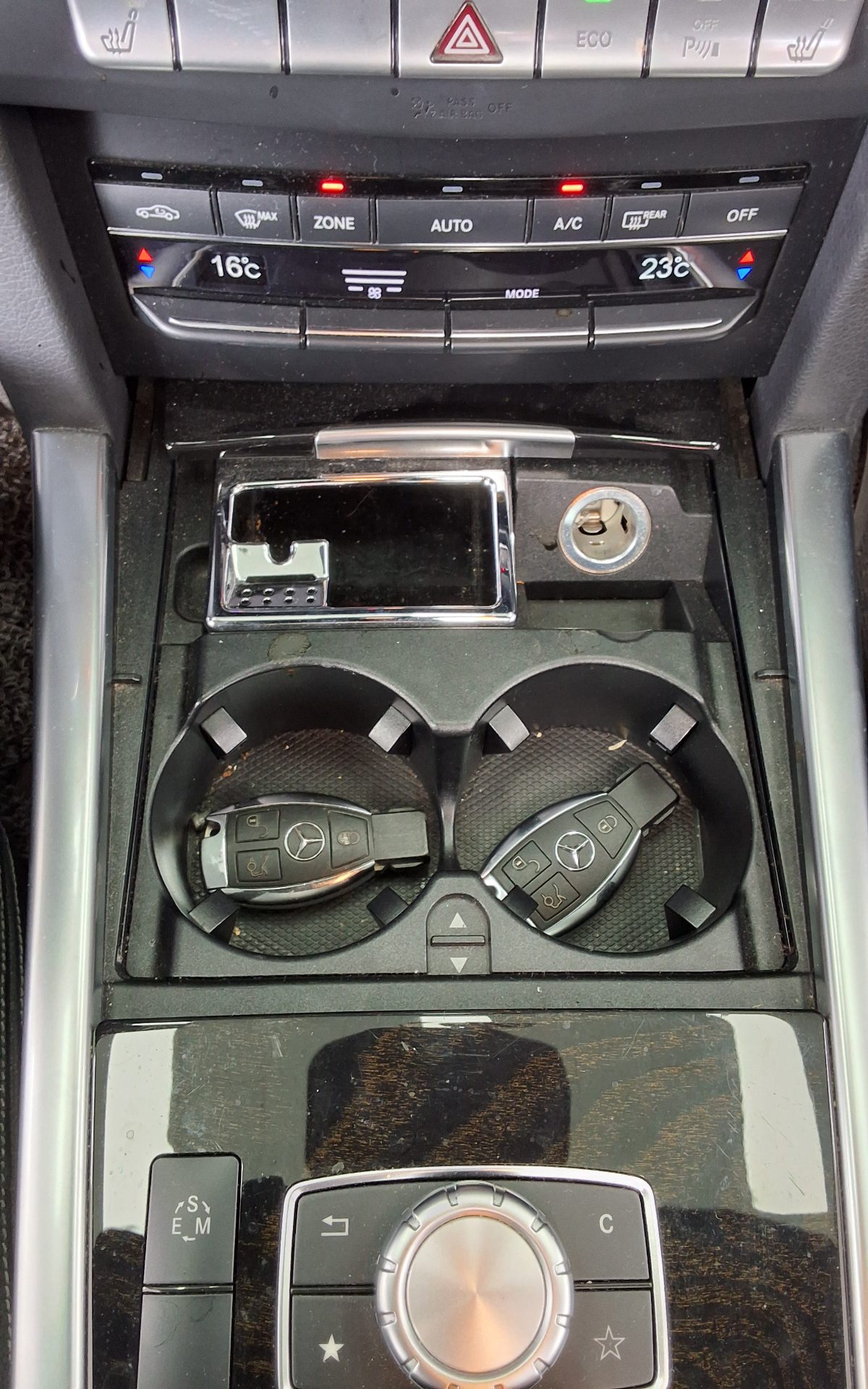 مرسيدس بنز E Class (4Th Gen) E300 فورماتيك Avantgarde 2014 4MATIC