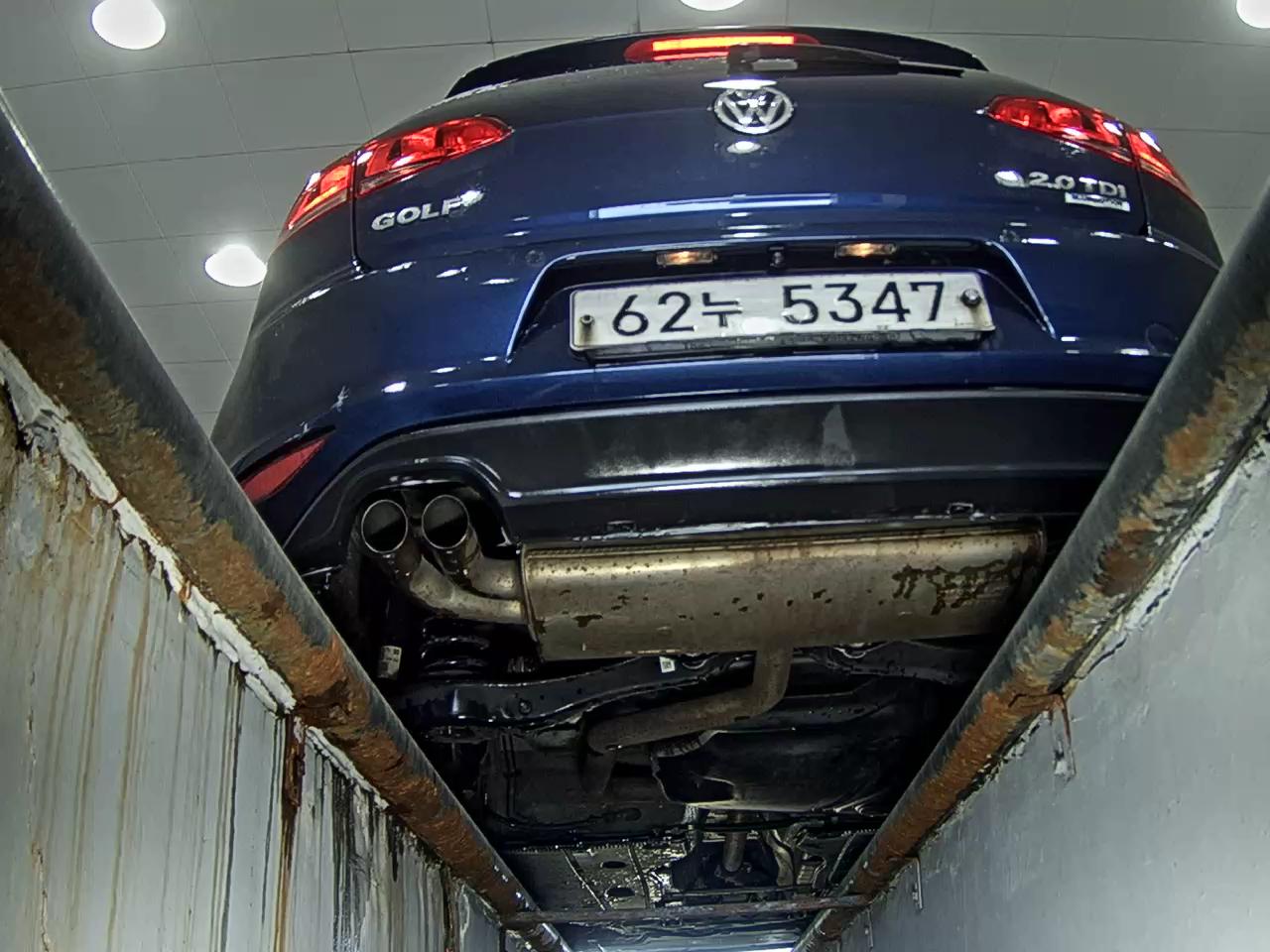فولكس فاجن جولف (7Th Gen) 2.0 TDI بريميوم 2015 بريميوم