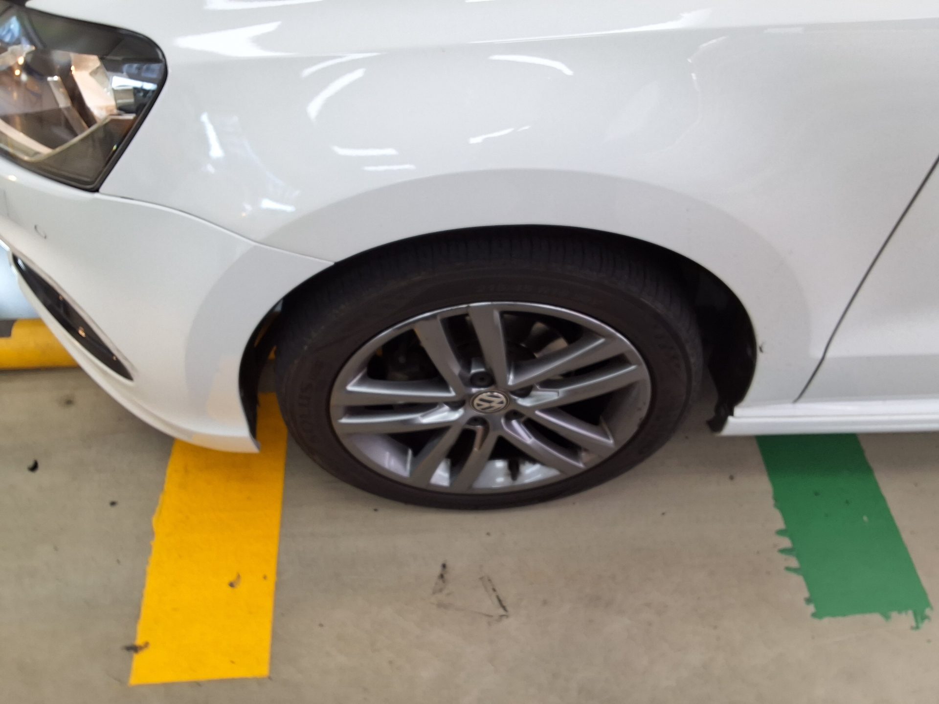 فولكس فاجن الجديد بولو (5Th Gen) 1.4 TDI R Line 2015 LINE