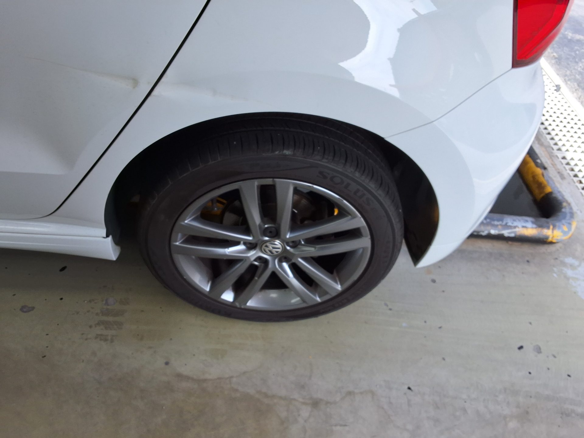 فولكس فاجن الجديد بولو (5Th Gen) 1.4 TDI R Line 2015 LINE