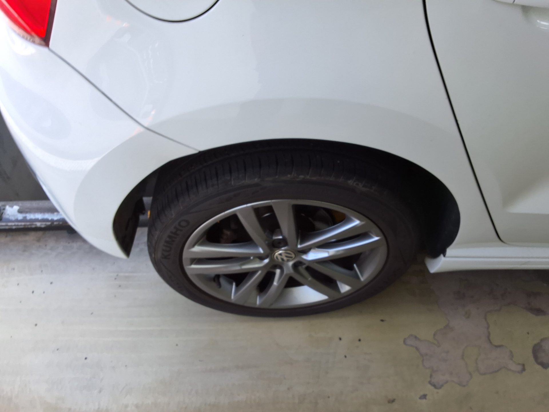 فولكس فاجن الجديد بولو (5Th Gen) 1.4 TDI R Line 2015 LINE