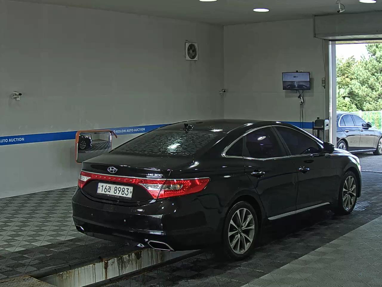 هيونداي جرانديور 2015 MODERN