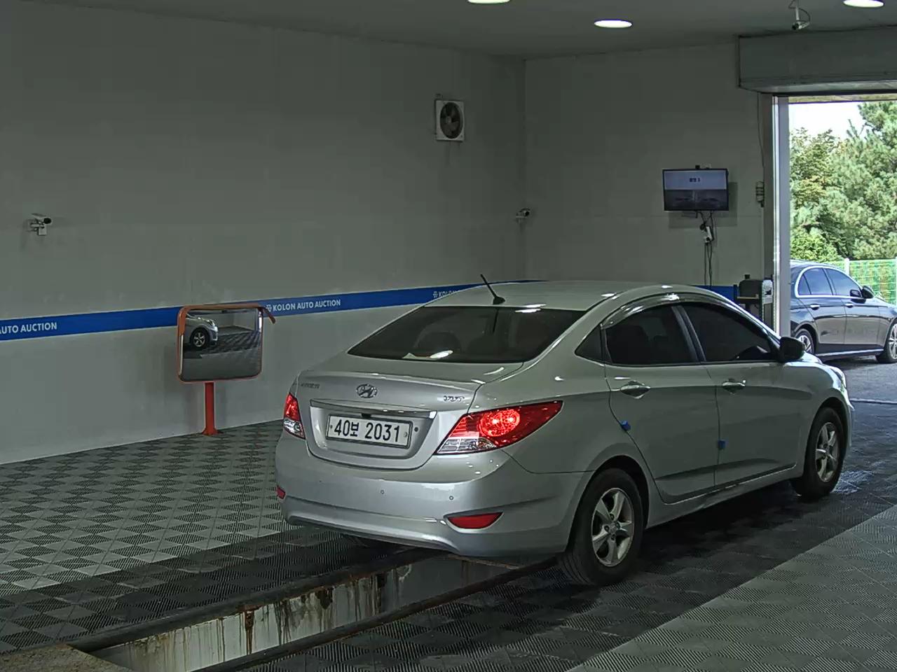 هيونداي جديد أكسنت 1.4 Vvt Premier 2011 PREMIER