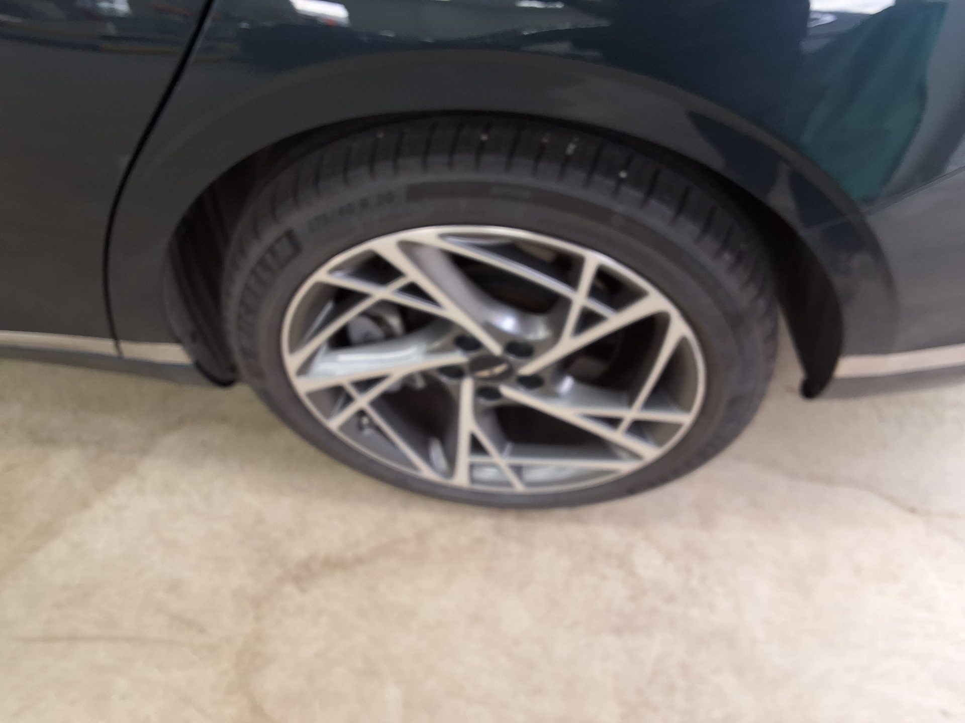 جينيسيس جينيسيس G90 2022 TURBO دفع رباعي BASE