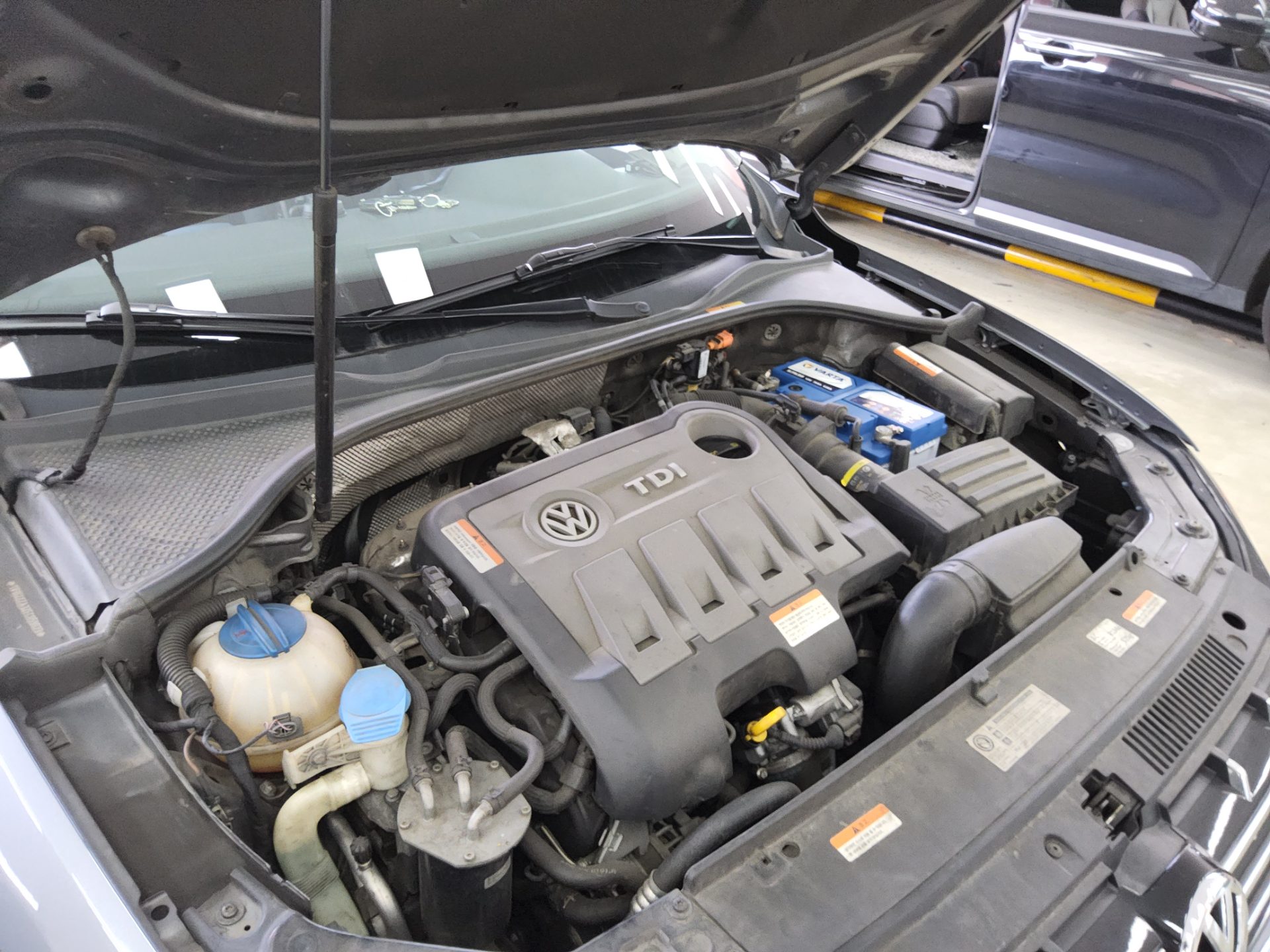 فولكس فاجن الجديد باسات (7Th Gen) 2.0 TDI 2014