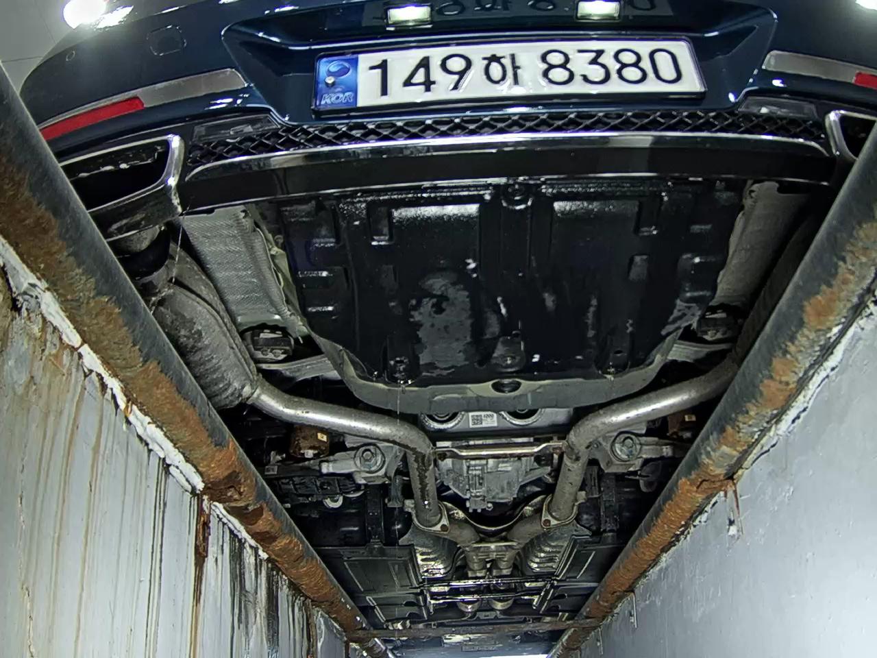 جينيسيس جينيسيس G90 2022 TURBO دفع رباعي BASE