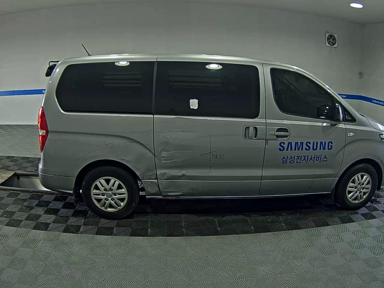 هيونداي الجديد جراند ستاركس 3 Seater ديزل فان سمارت 2021 VAN SMART