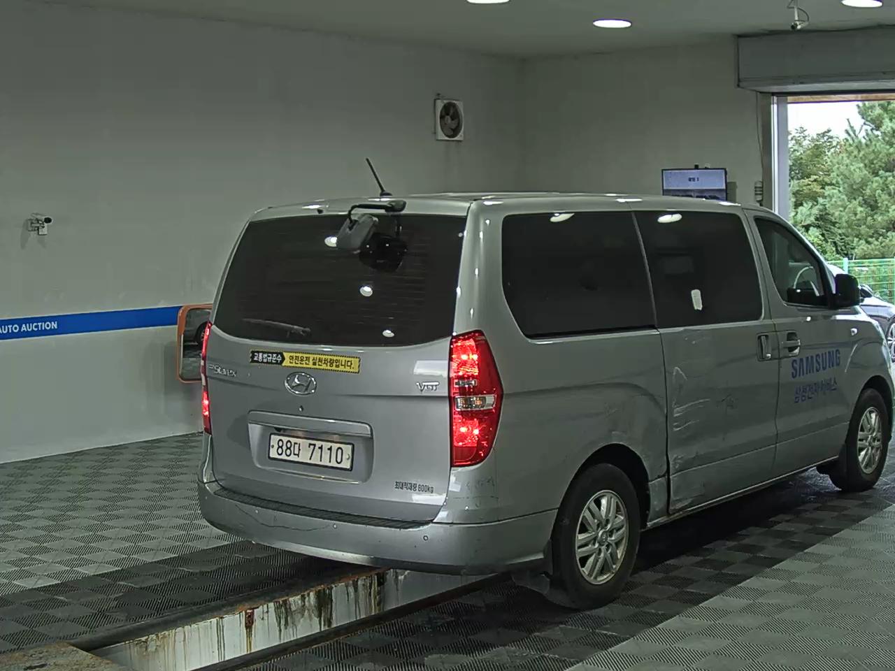 هيونداي الجديد جراند ستاركس 3 Seater ديزل فان سمارت 2021 VAN SMART