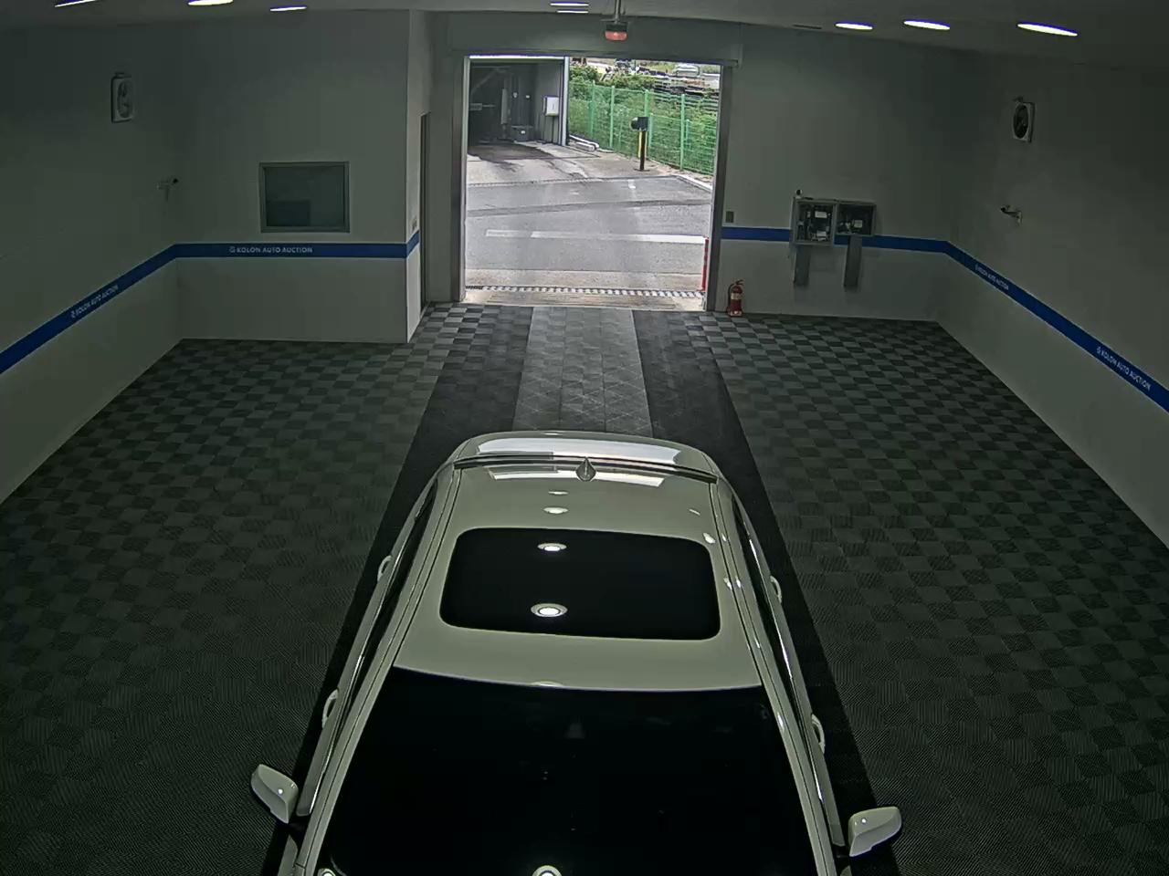 بي إم دبليو 5 Series (6Th Gen) 528I إكس درايف 2015 528i