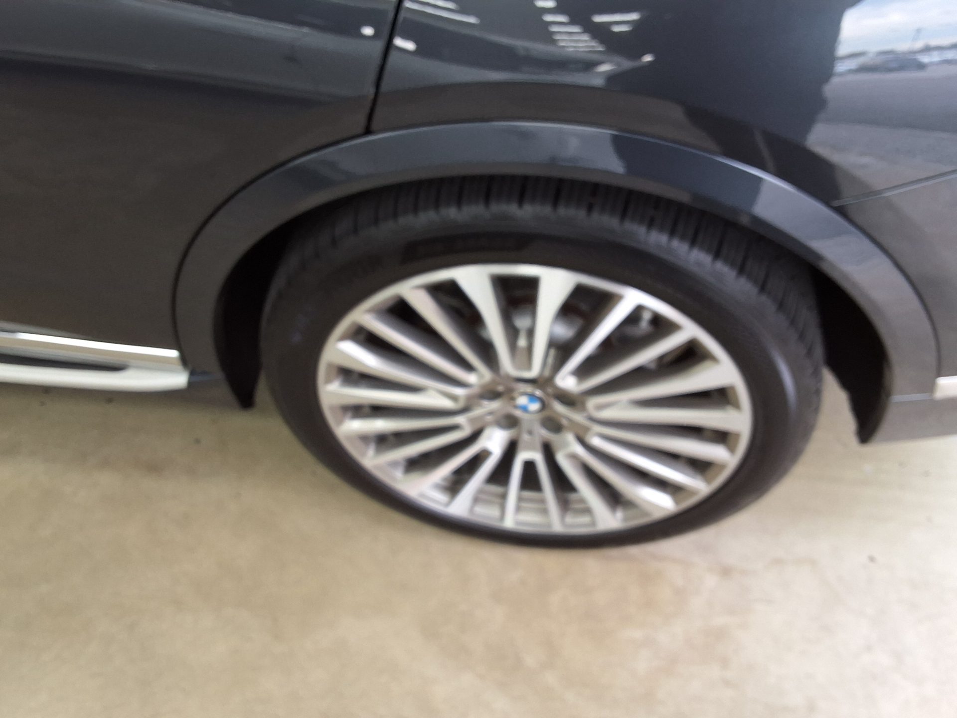 بي إم دبليو X7 40D إكس درايف Design Pure Excellence 6 Seater 2021
