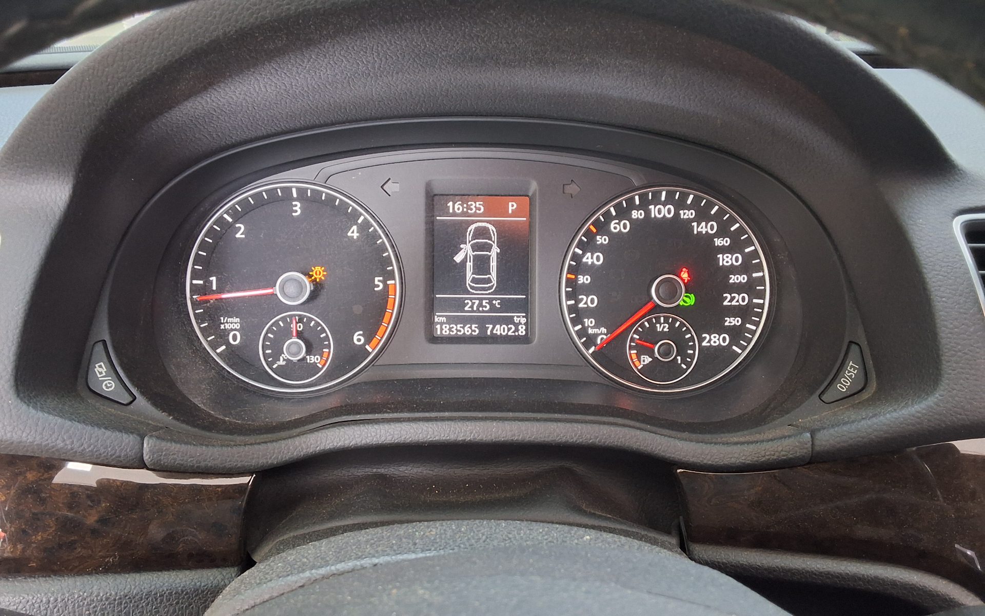 فولكس فاجن الجديد باسات (7Th Gen) 2.0 TDI 2015