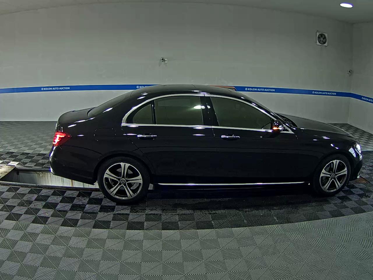مرسيدس بنز E Class (5Th Gen) E300 Avantgarde 2019 E300