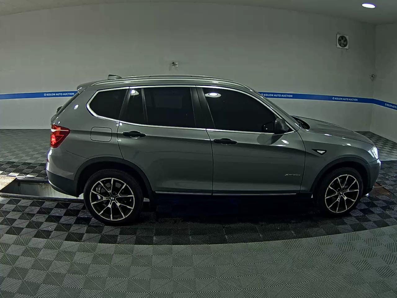 بي إم دبليو X3 (2Nd Gen) 20D إكس درايف مرتفع 2013