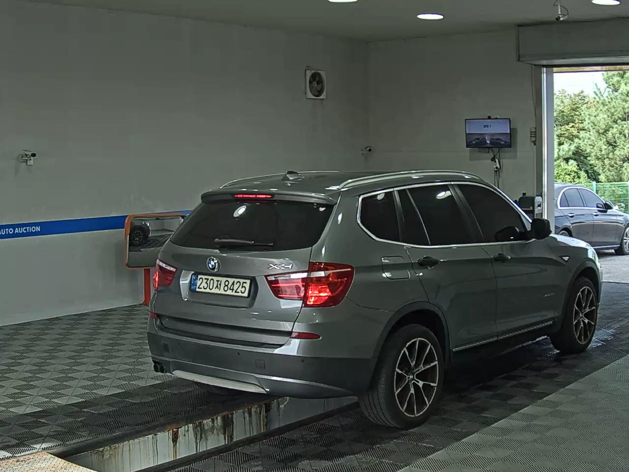 بي إم دبليو X3 (2Nd Gen) 20D إكس درايف مرتفع 2013