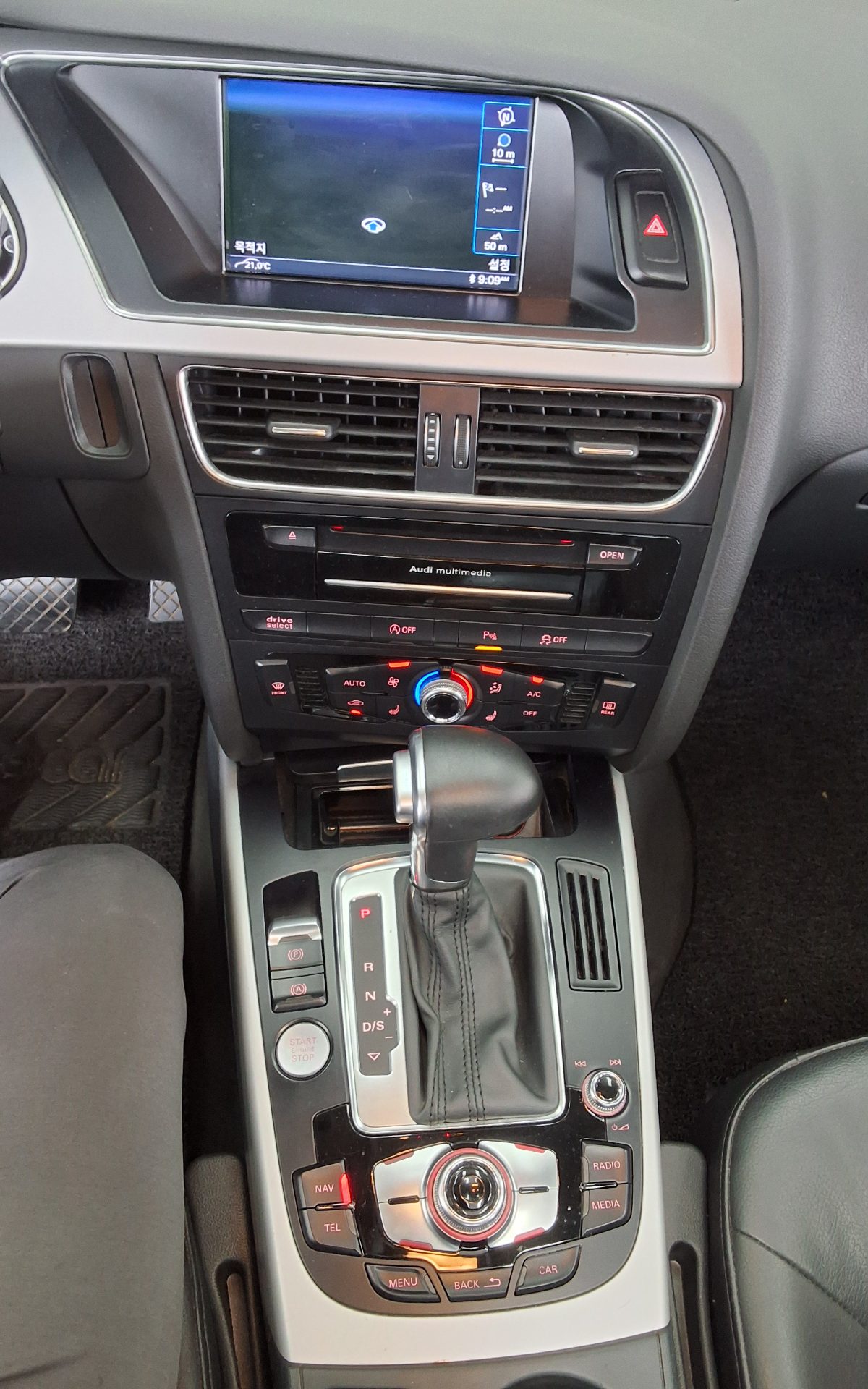 أودي إيه 4 (4Th Gen) 30 TDI Dynamic 2015