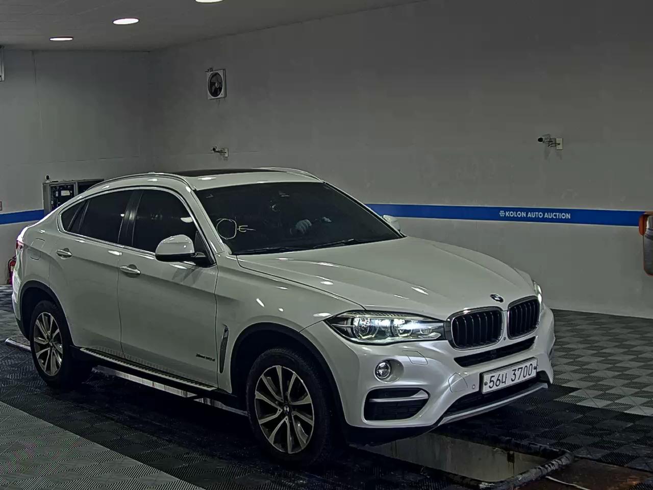 بي إم دبليو X6 (2Nd Gen) 30D إكس درايف 2015