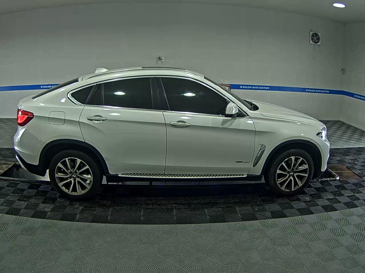 بي إم دبليو X6 (2Nd Gen) 30D إكس درايف 2015