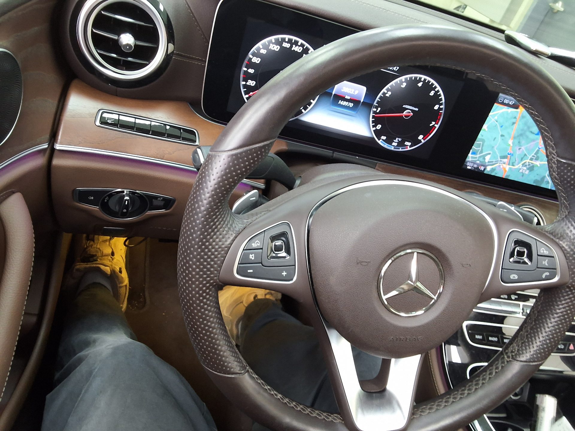 مرسيدس بنز E Class (5Th Gen) E300 إكسكلوسيف 2017 إكسكلوسيف