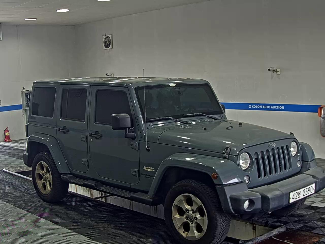 جيب رانجلر (Jk) 2.8 Sahara 4 أبواب 2014