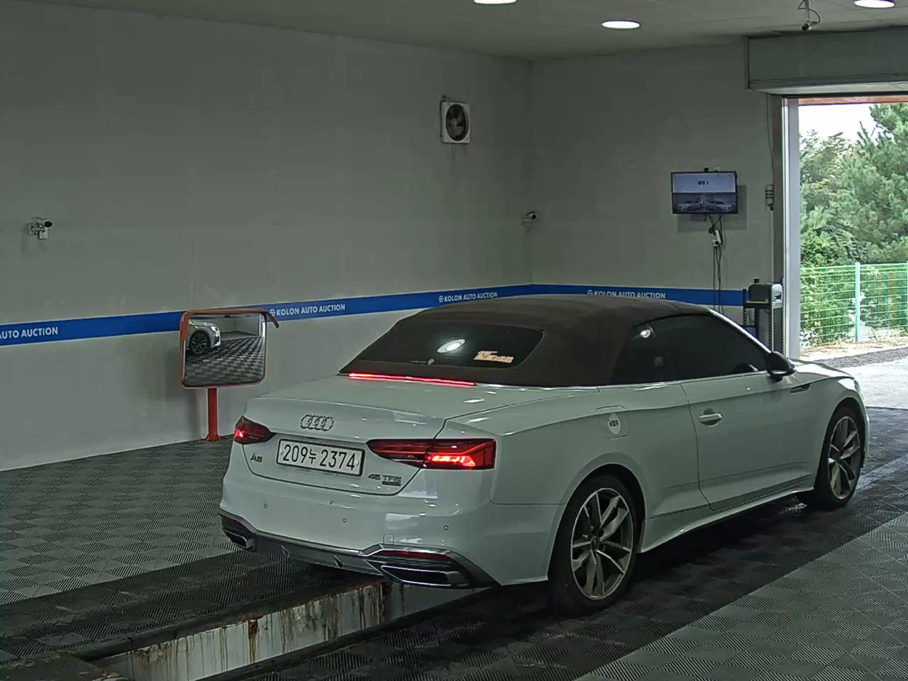 أودي إيه 5 (2Nd Gen) 45Tfsi كواترو Cabriolet 2021