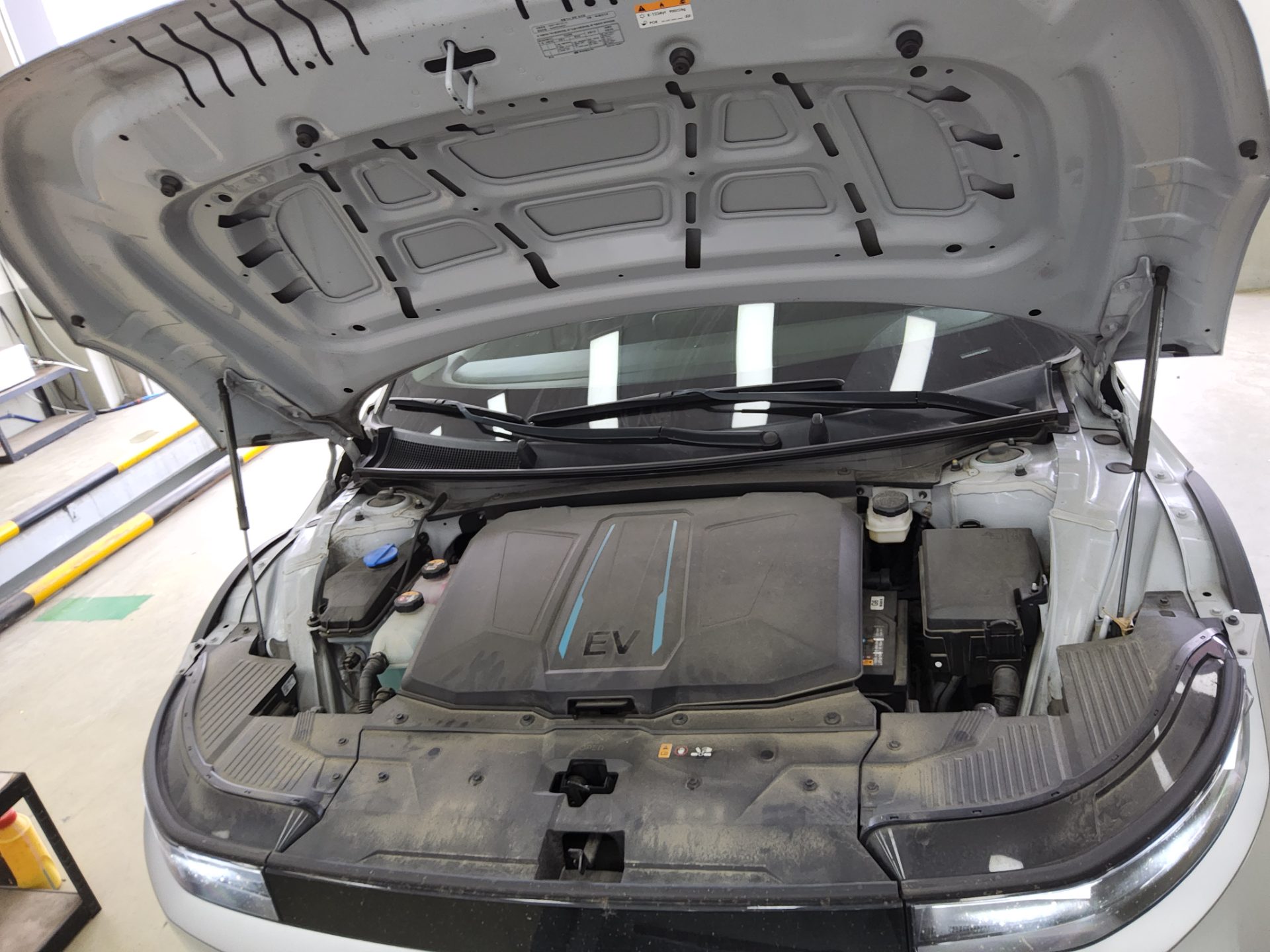 هيونداي أيونيك 2023 EV طويل المدى إكسكلوسيف